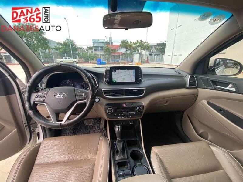 Không gian nội thất Hyundai Tucson 2021 cũ