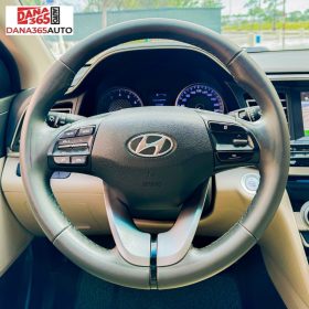 Hyundai Elantra 1.6 MT 2019