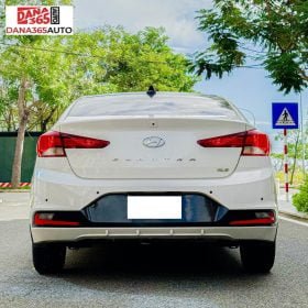 Hyundai Elantra 1.6 MT 2019