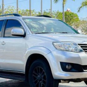 Toyota Fortuner 2.7V 4x2AT 2014