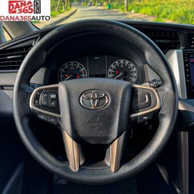 Vô lăng Toyota Innova 2.0E 2019