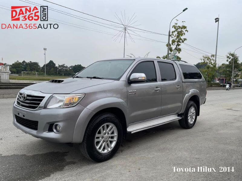 Mẫu xe bán tải Toyota Hilux 2014