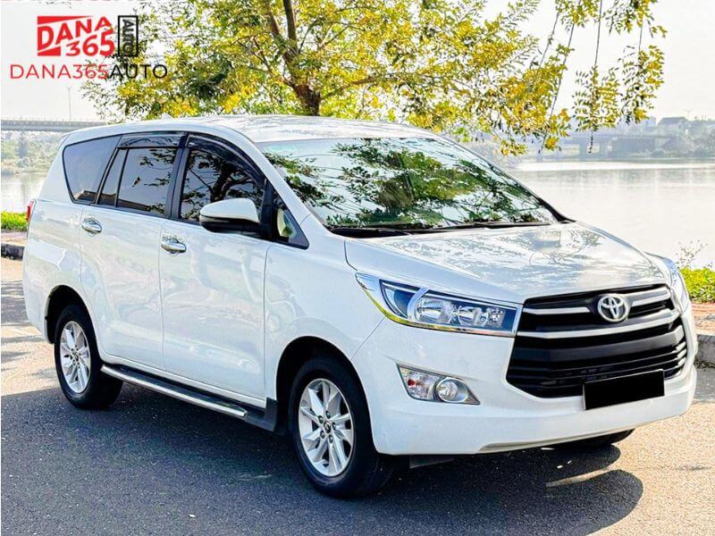 Toyota Innova 2019