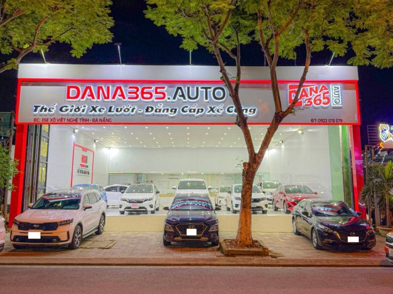 Showroom công ty mua bán xe ô tô cũ Dana365 Auto